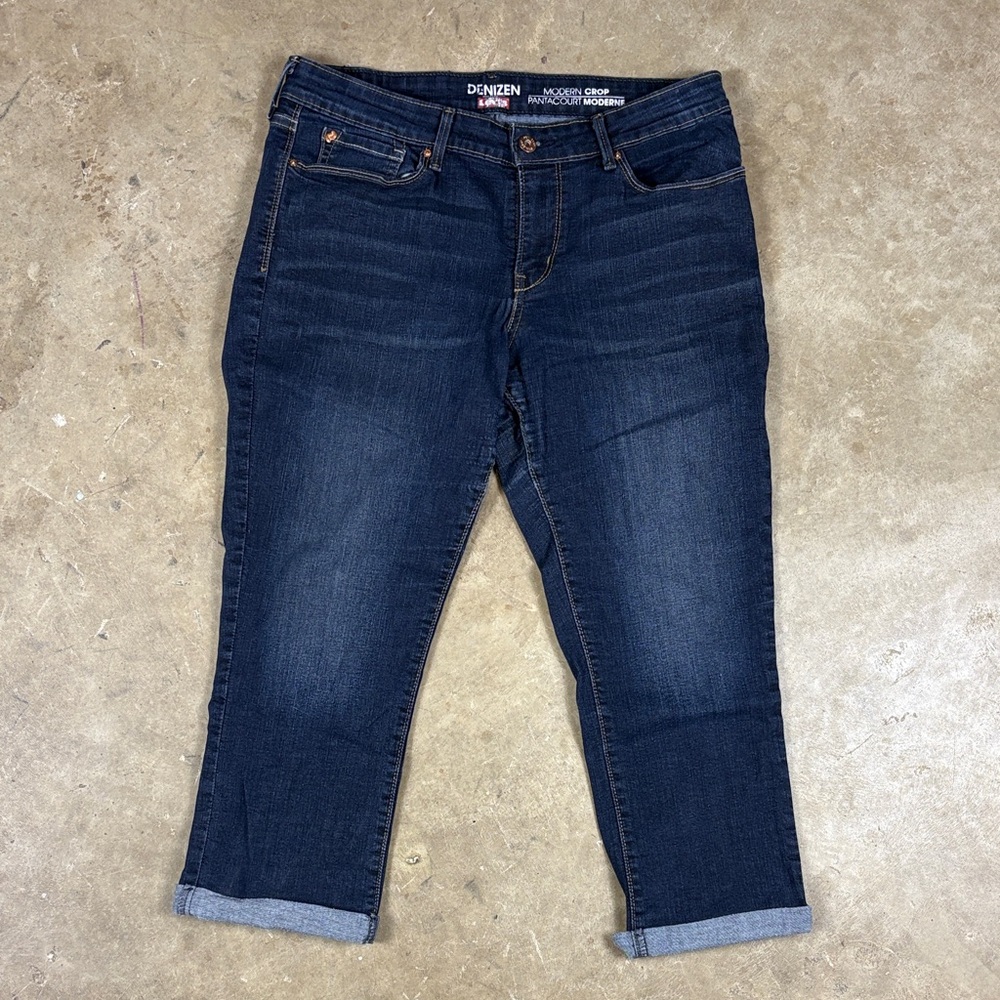 Denizen from Levi's Women's Deep Indigo Cropped Jeans W 31